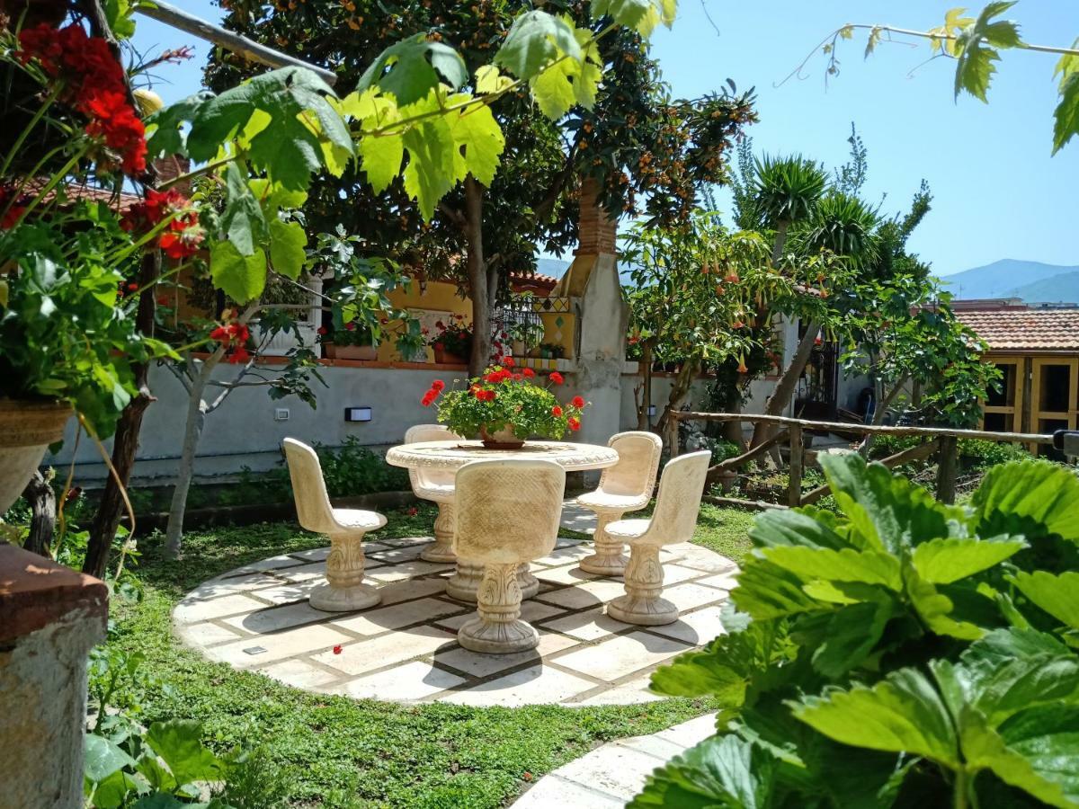Buonocore Rooms Santa Maria La Carita ภายนอก รูปภาพ