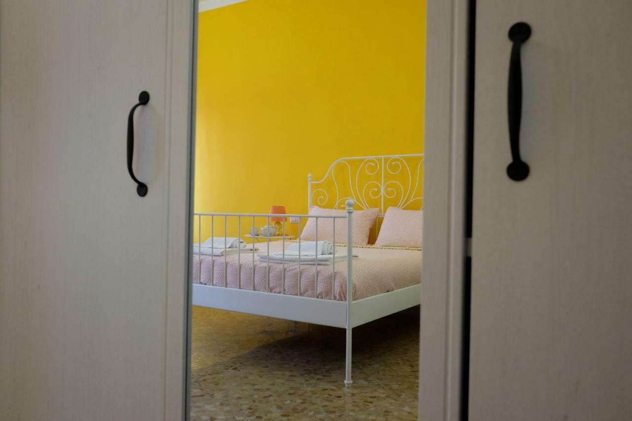 Buonocore Rooms Santa Maria La Carita ภายนอก รูปภาพ